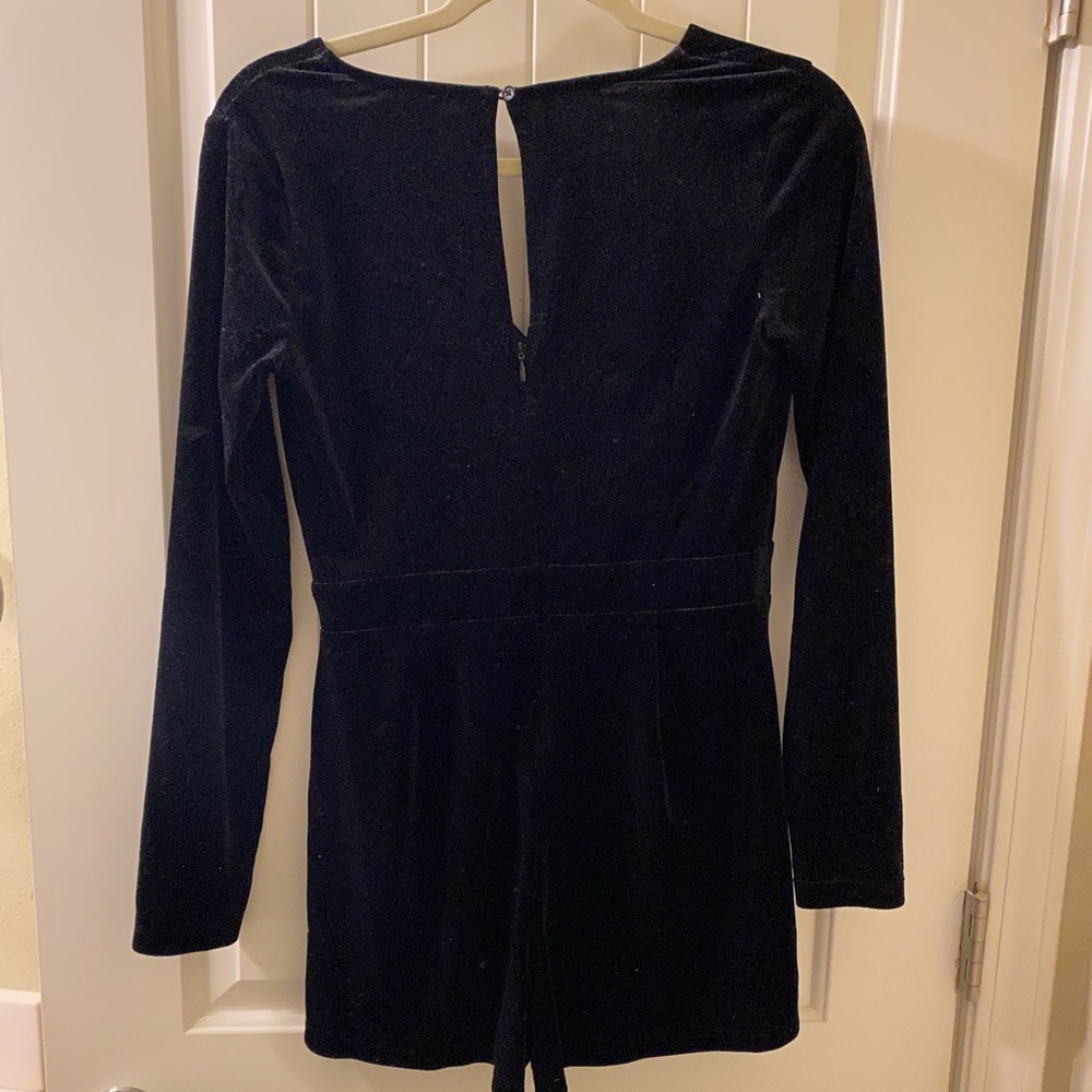 Romper - Picture 2 of 3
